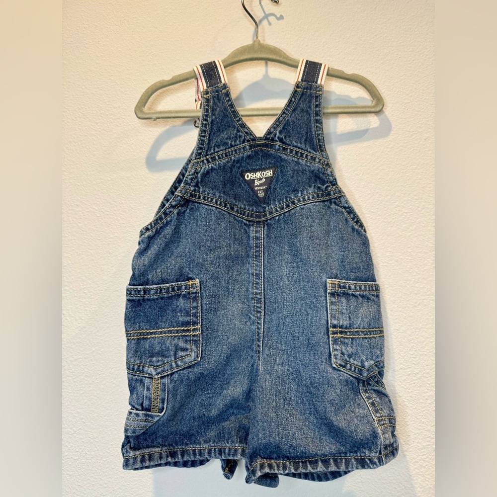 Osh Kosh B’Gosh Baby Short Overalls | EUC | 9mo | Denim | Pockets | 100% cotton - Picture 12 of 16